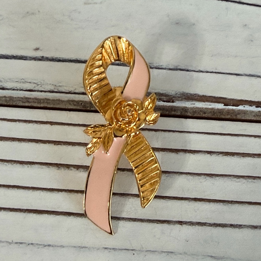 Avon Gold and Pink Floral Ribbon Brooch